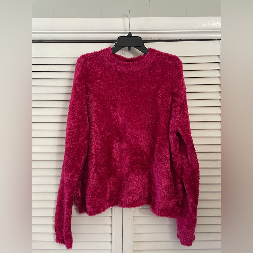 Prologue Fuchsia Fuzzy Long Sleeve Sweater